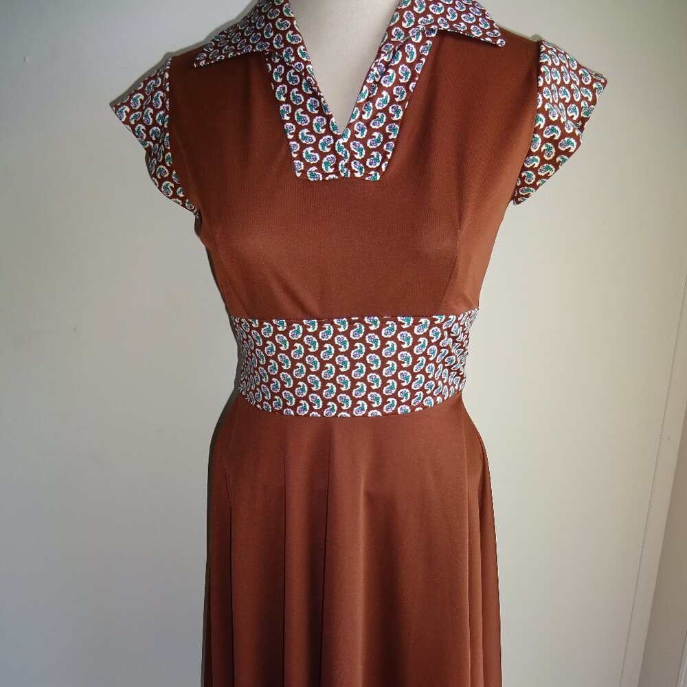 Vintage Juniors Womens 1970s Brown Dress 7 XS S Paisley Grapes Cap Sleeves